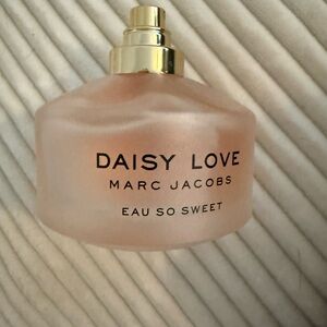 Marc Jacobs Daisy Love Eau So Sweet